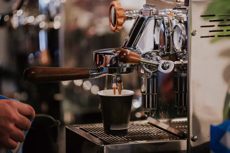 Comment une bonne machine à café transforme ta routine du matin?